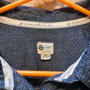 Toms Tops - TOM's Polka Dotted Denim Shirt Toms Tops - TOM's Polka Dotted Denim Shirt